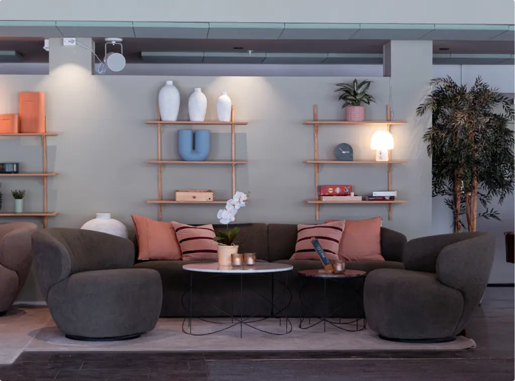 Resepsjonsområde med lounge